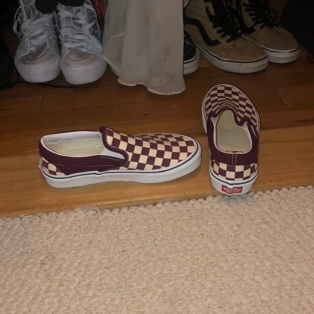 Wine/Burgundy Checker Slip On Vans